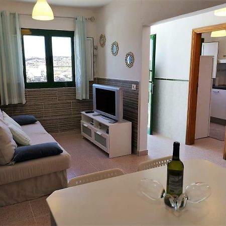 Isamar Playa Apartment Orzola Ngoại thất bức ảnh
