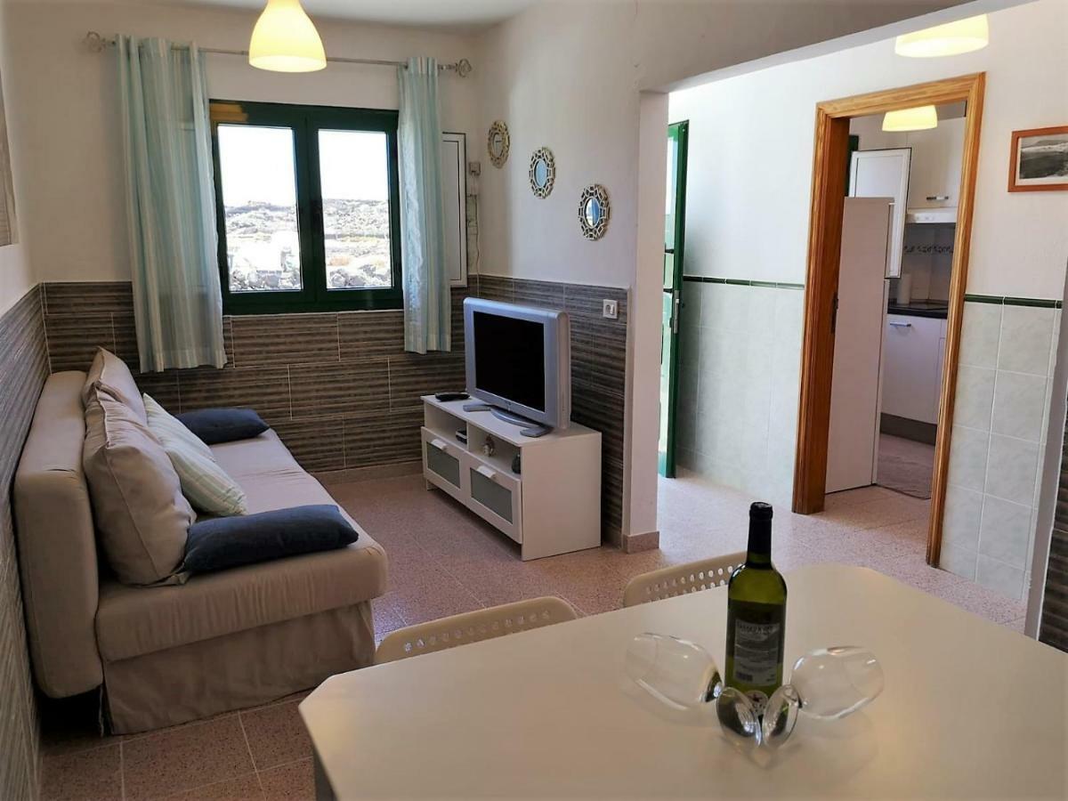 Isamar Playa Apartment Orzola Ngoại thất bức ảnh